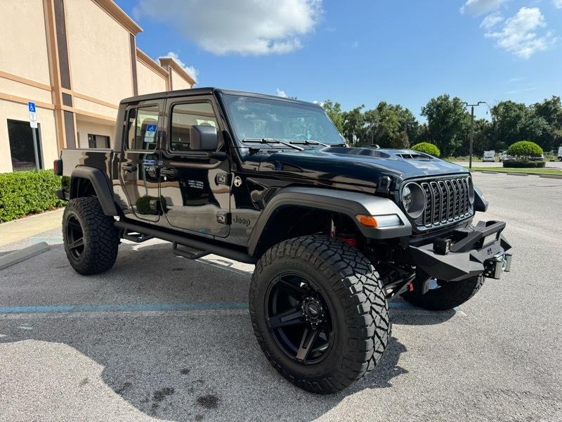 Jeep Gladiator Sport 2025