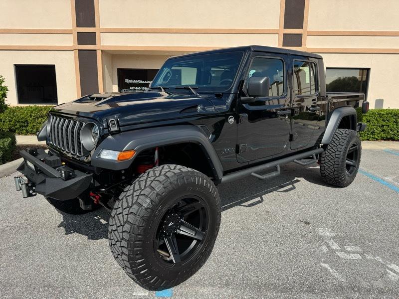 Jeep Gladiator Sport 2025