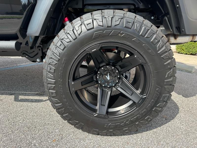 Jeep Gladiator Sport 2025