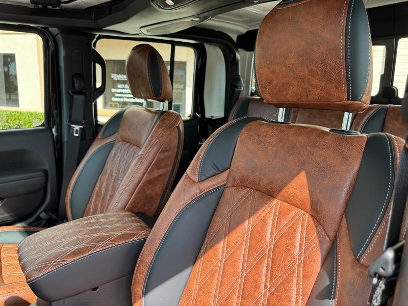 Jeep Gladiator Sport 2025