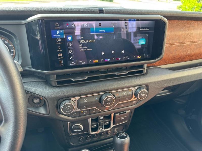 Jeep Gladiator Sport 2025