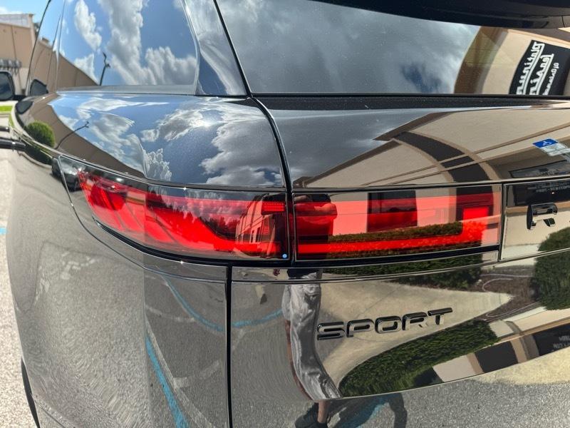 Land Rover Range Rover Sport P400 Dynamic 2024