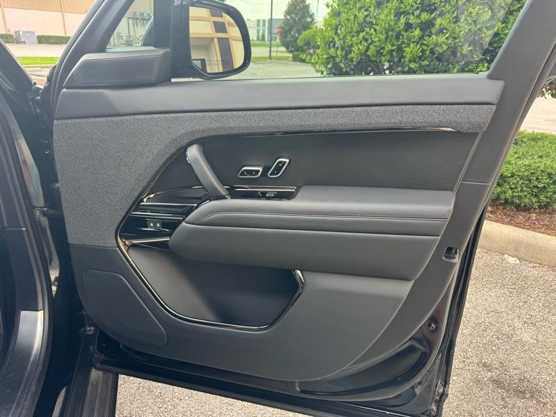 Land Rover Range Rover Sport P400 Dynamic 2024