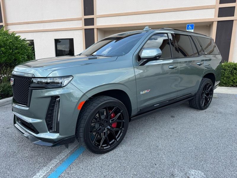 Cadillac Escalade V 4WD 2023