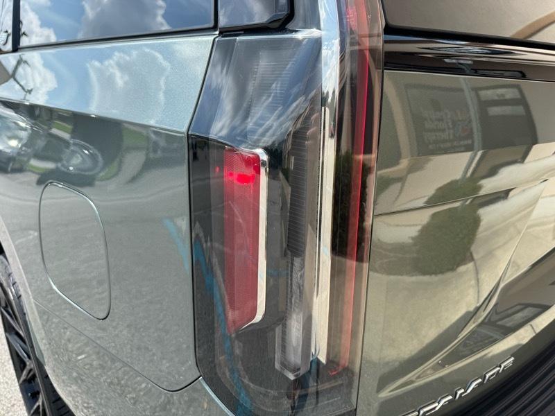 Cadillac Escalade V 4WD 2023