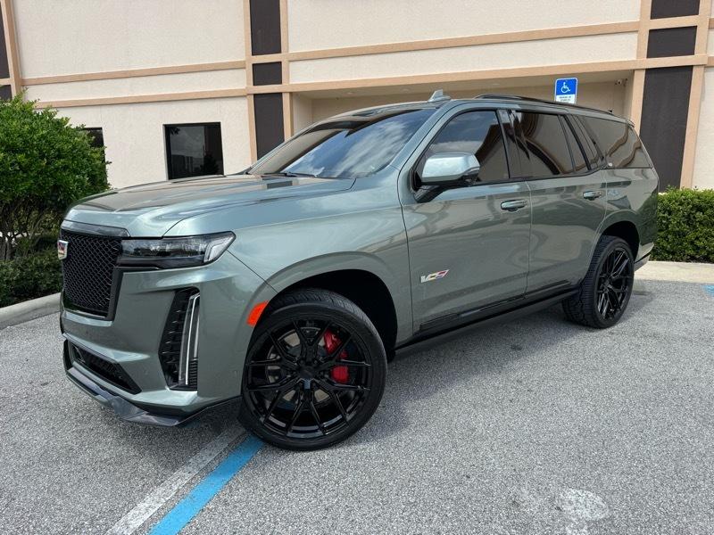 Cadillac Escalade V 4WD 2023