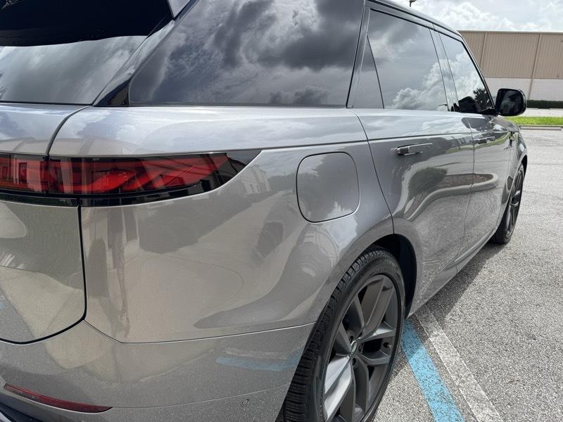 Land Rover Range Rover Sport P400 Dynamic 2024