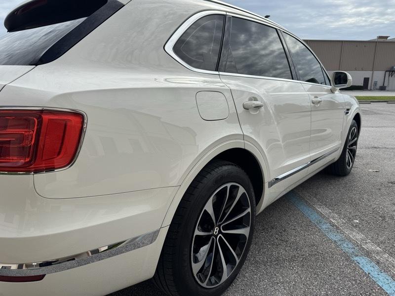 Bentley Bentayga Base 2020