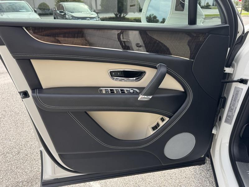 Bentley Bentayga Base 2020