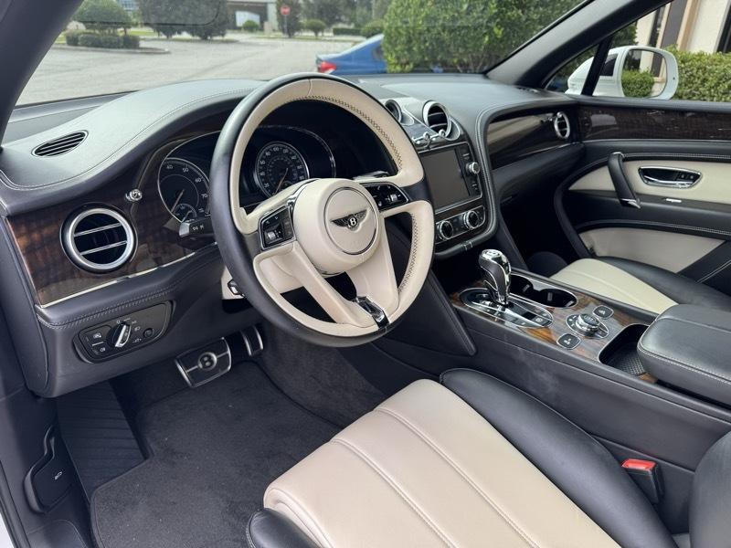 Bentley Bentayga Base 2020