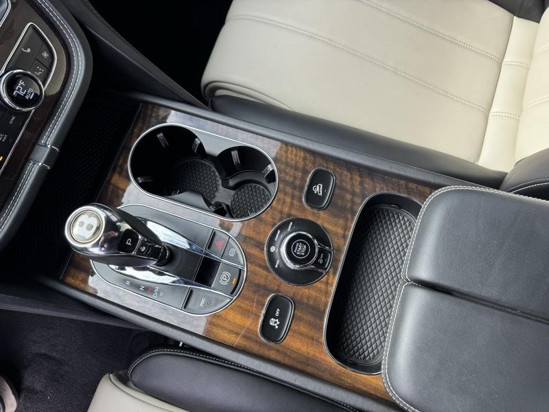Bentley Bentayga Base 2020