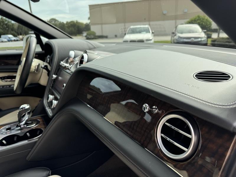 Bentley Bentayga Base 2020