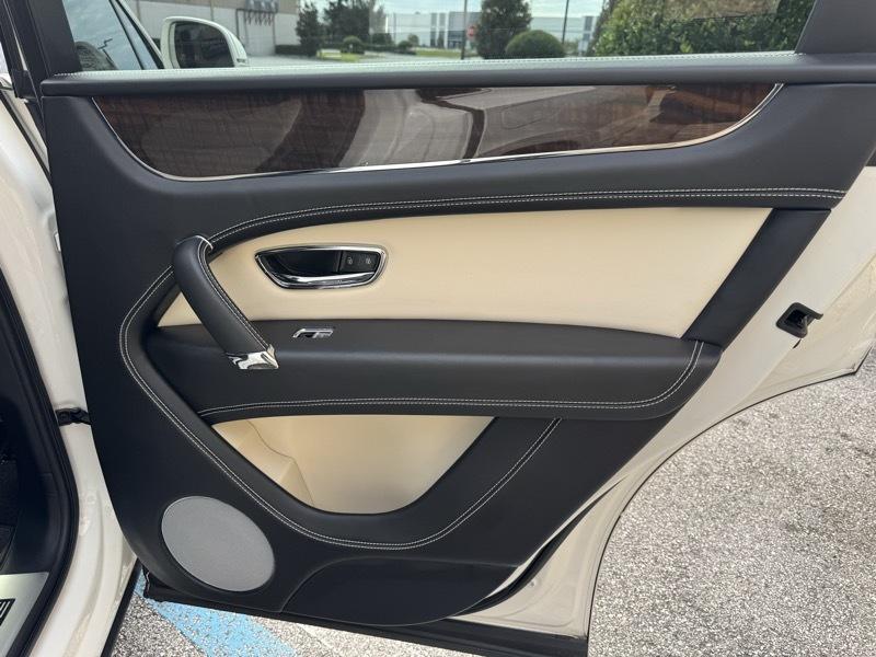 Bentley Bentayga Base 2020