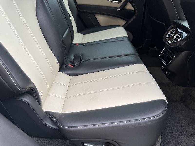 Bentley Bentayga Base 2020