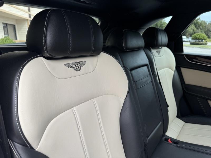 Bentley Bentayga Base 2020
