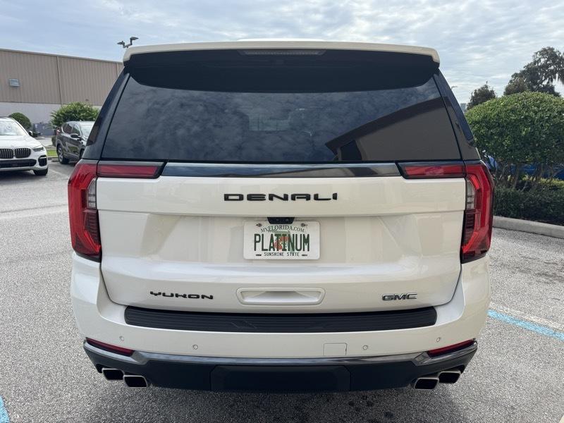 GMC Yukon Denali Ultimate 4WD 2025