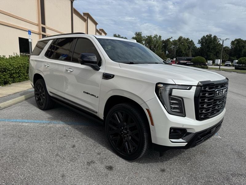 GMC Yukon Denali Ultimate 4WD 2025