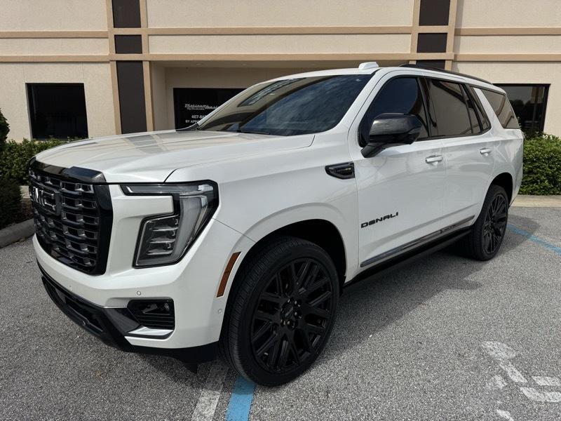 GMC Yukon Denali Ultimate 4WD 2025