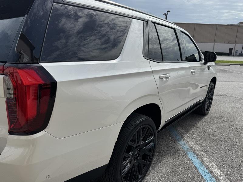 GMC Yukon Denali Ultimate 4WD 2025