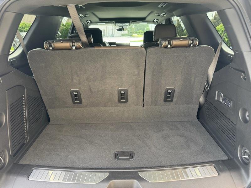 GMC Yukon Denali Ultimate 4WD 2025