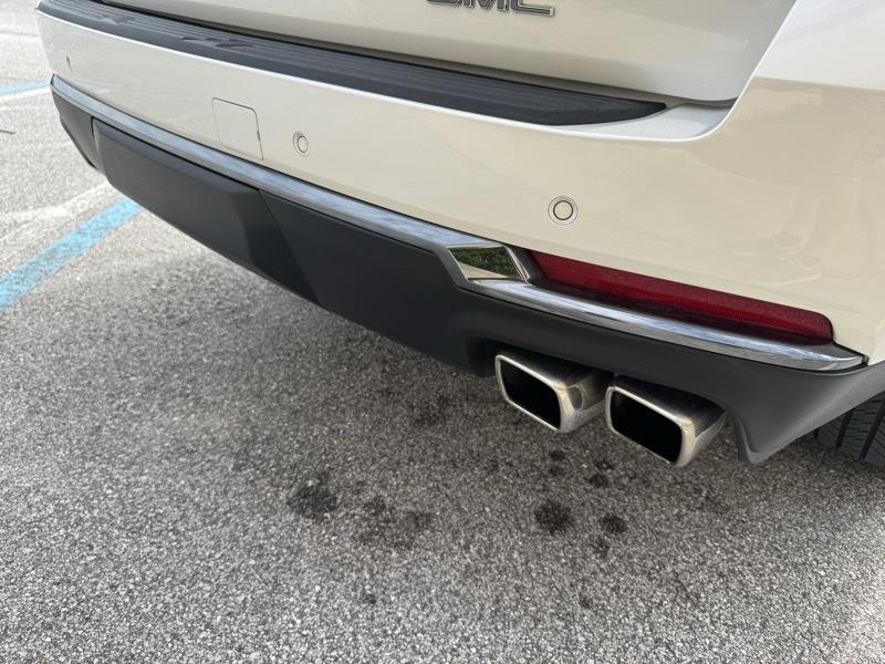 GMC Yukon Denali Ultimate 4WD 2025