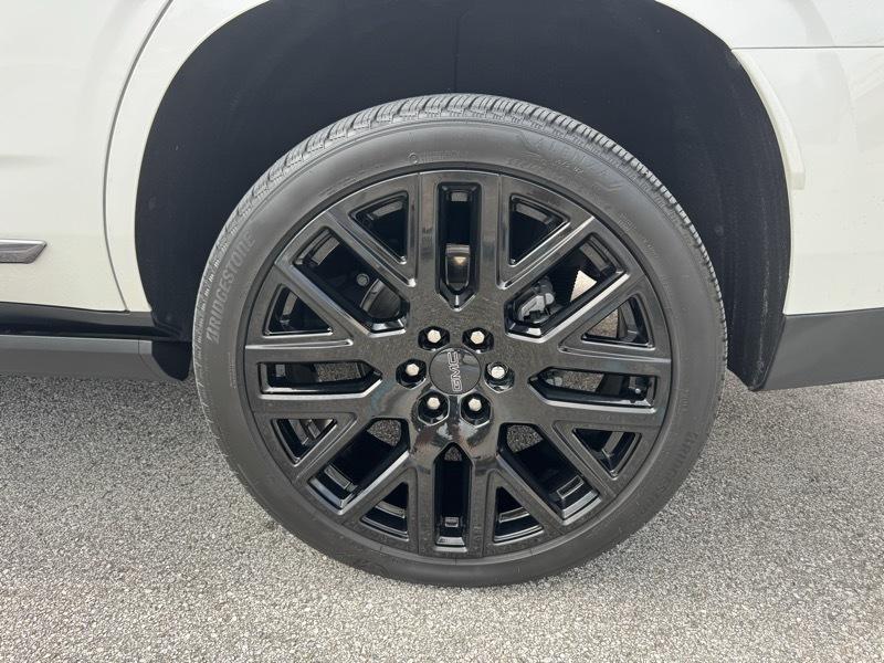 GMC Yukon Denali Ultimate 4WD 2025