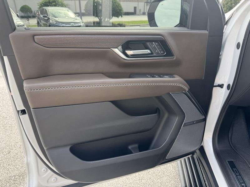 GMC Yukon Denali Ultimate 4WD 2025