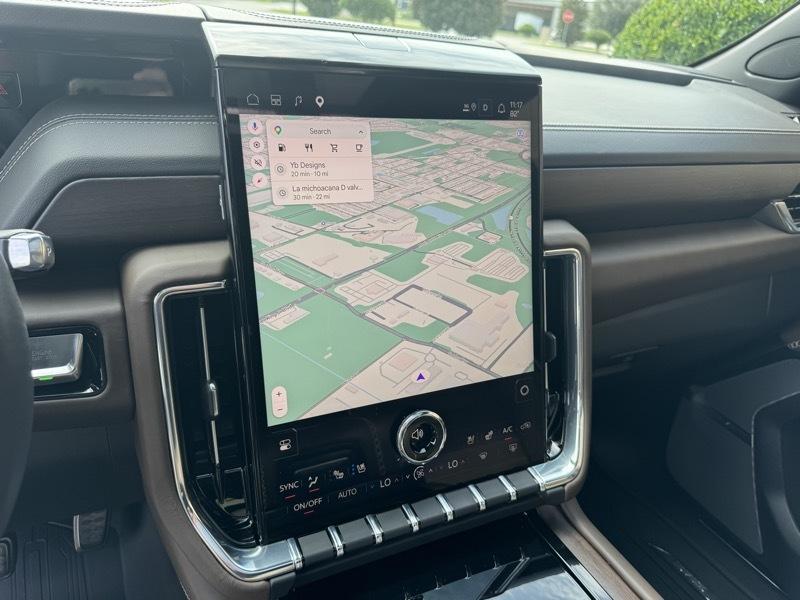 GMC Yukon Denali Ultimate 4WD 2025