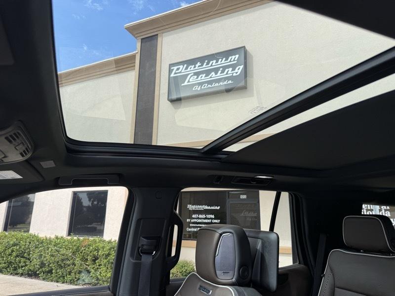 GMC Yukon Denali Ultimate 4WD 2025