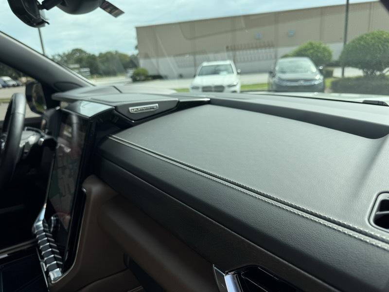 GMC Yukon Denali Ultimate 4WD 2025