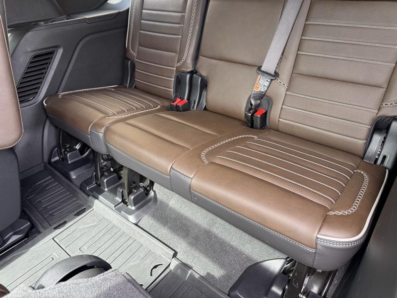 GMC Yukon Denali Ultimate 4WD 2025