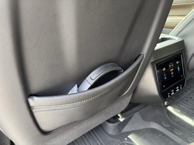 GMC Yukon Denali Ultimate 4WD 2025