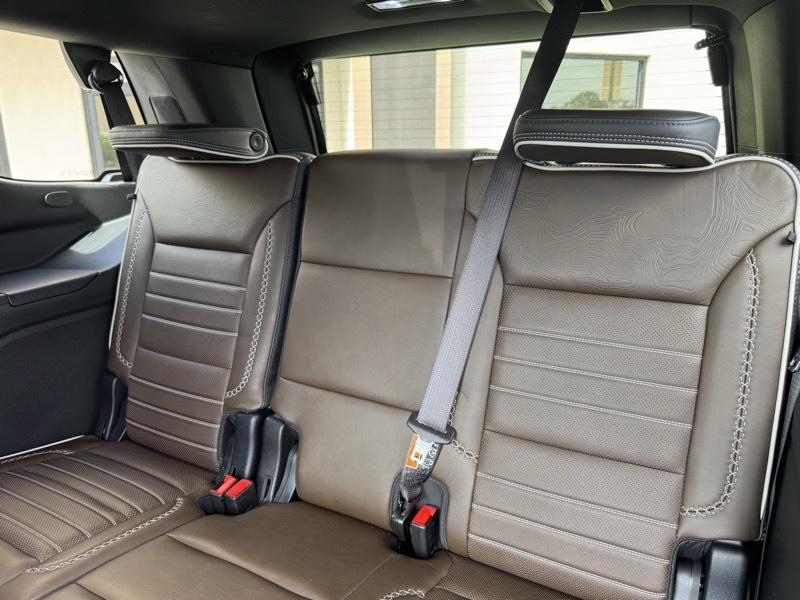 GMC Yukon Denali Ultimate 4WD 2025