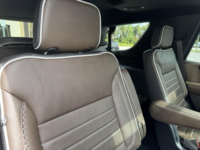 GMC Yukon Denali Ultimate 4WD 2025