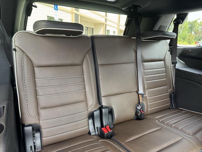 GMC Yukon Denali Ultimate 4WD 2025