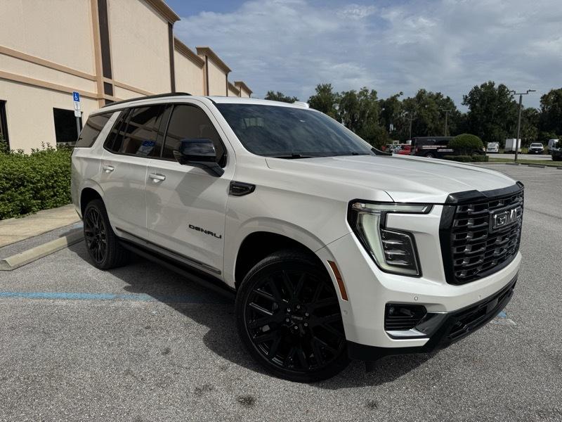 GMC Yukon Denali Ultimate 4WD 2025