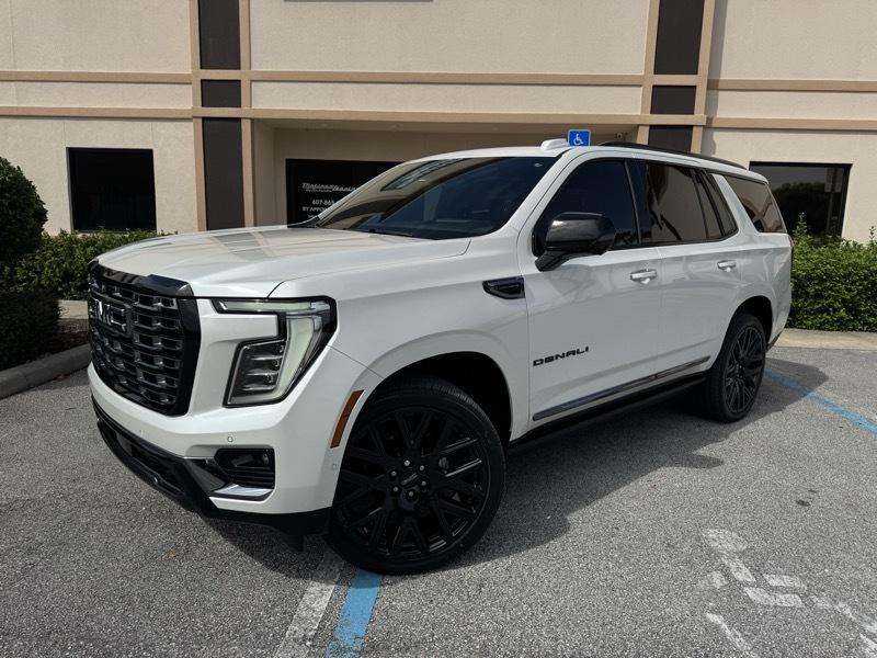 GMC Yukon Denali Ultimate 4WD 2025