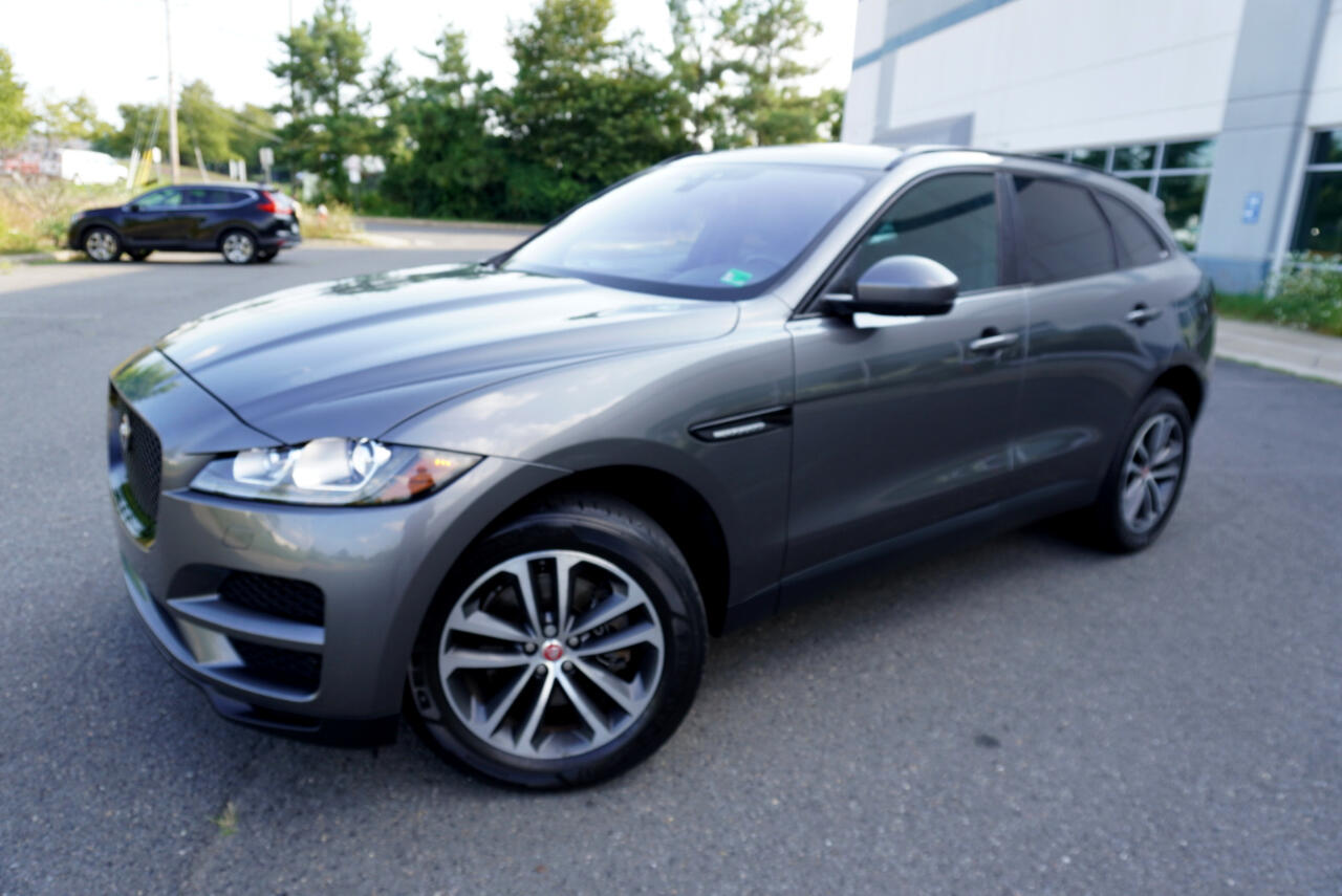 2017 Jaguar F-PACE Premium photo 3