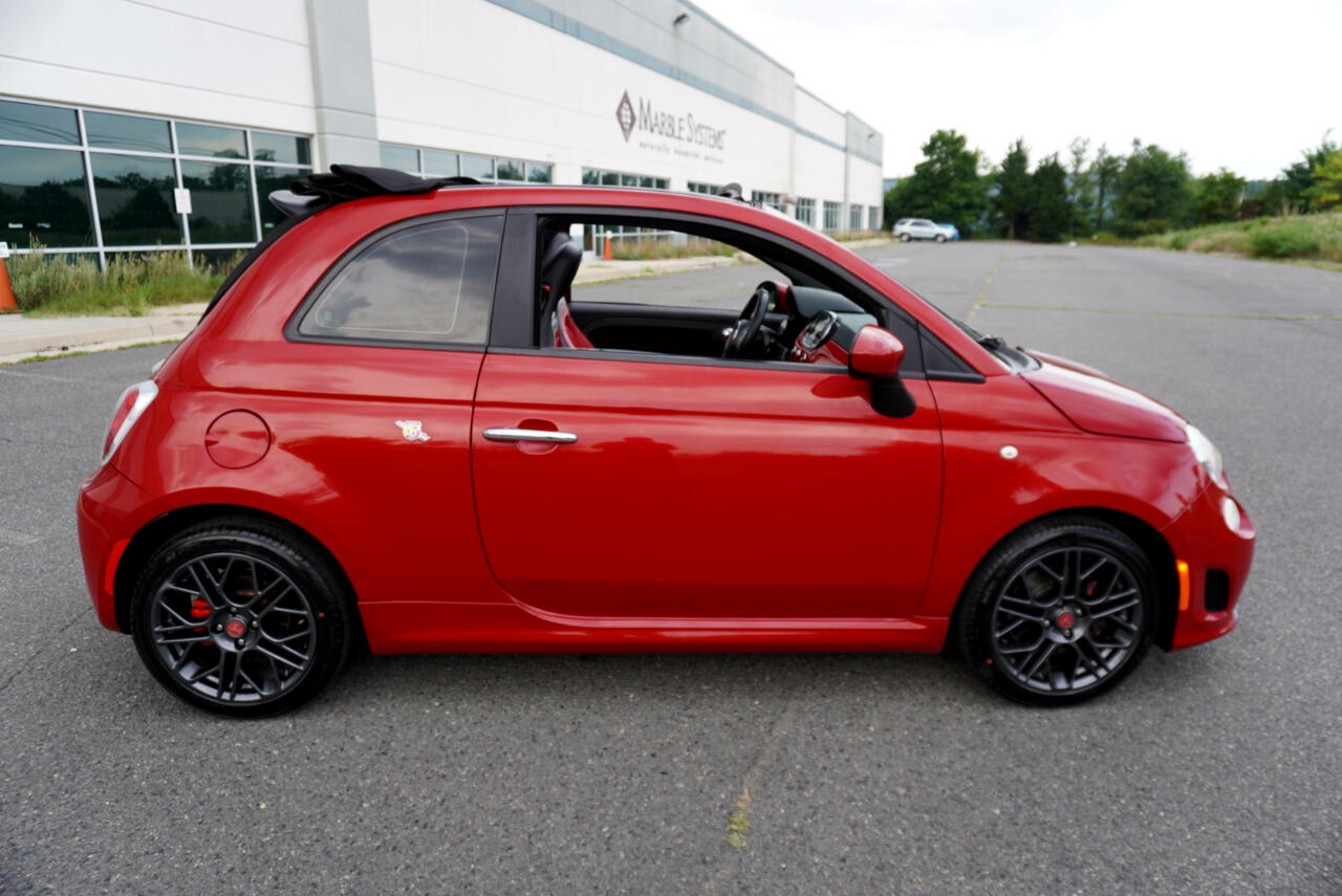 2019 Fiat 500 Abarth photo 11
