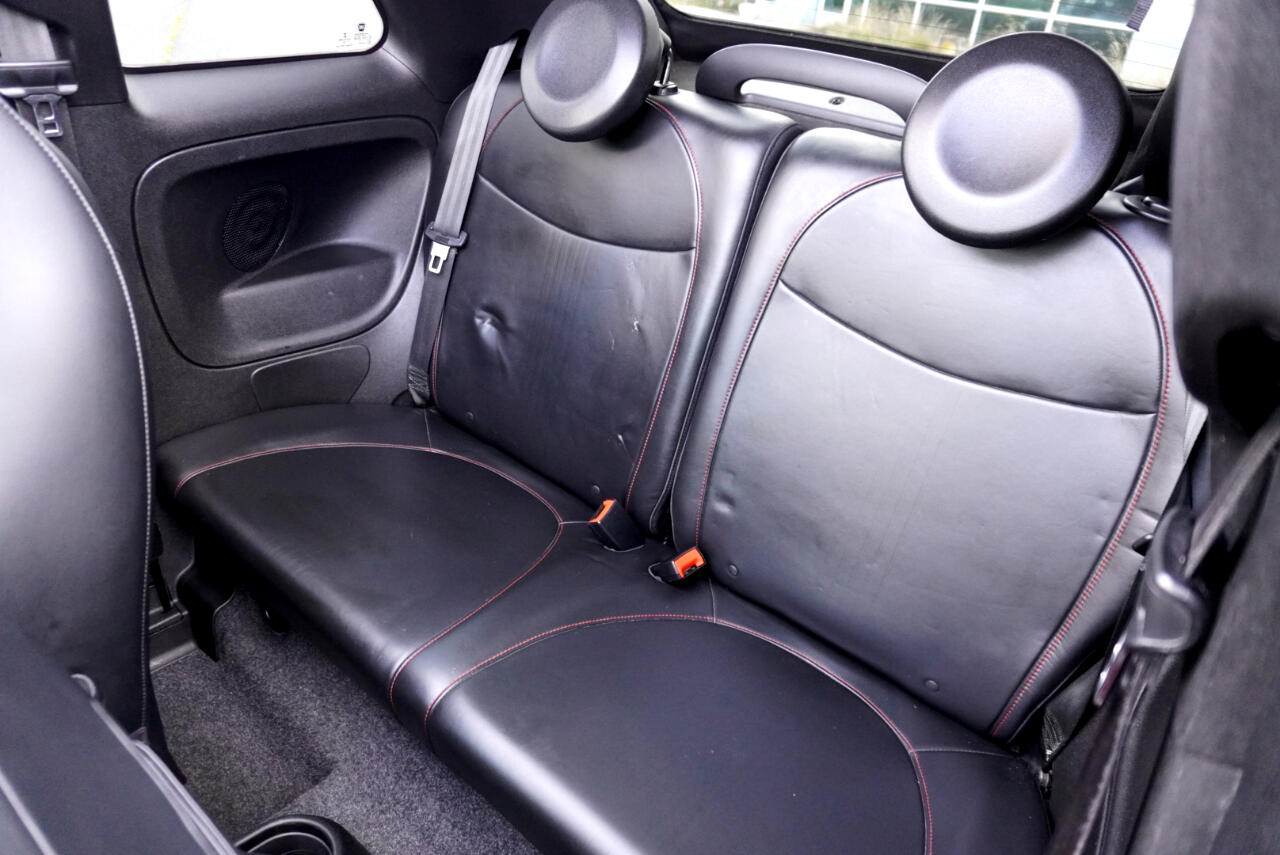 2019 Fiat 500 Abarth photo 13