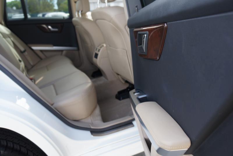 Mercedes-Benz GLK-Class GLK350 2011