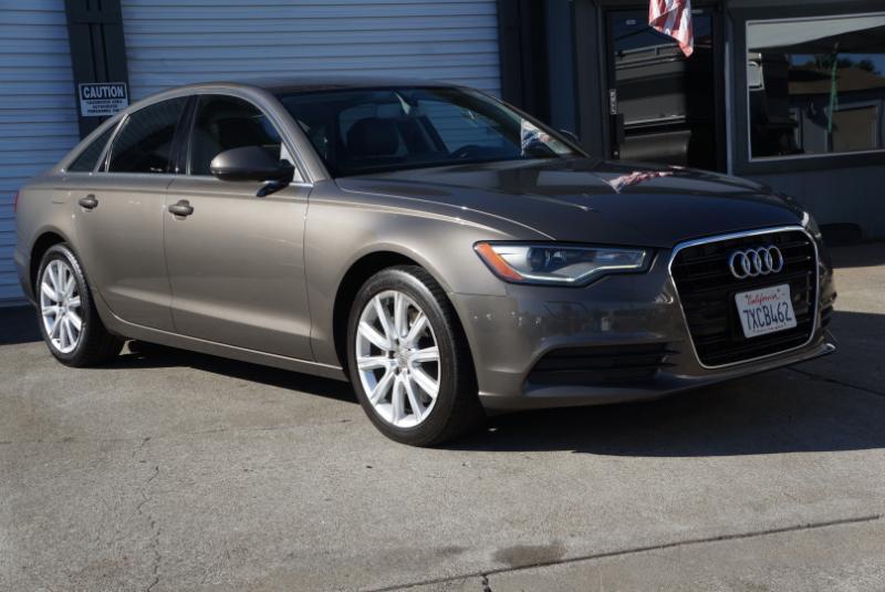 Audi A6 2.0T Premium 2015