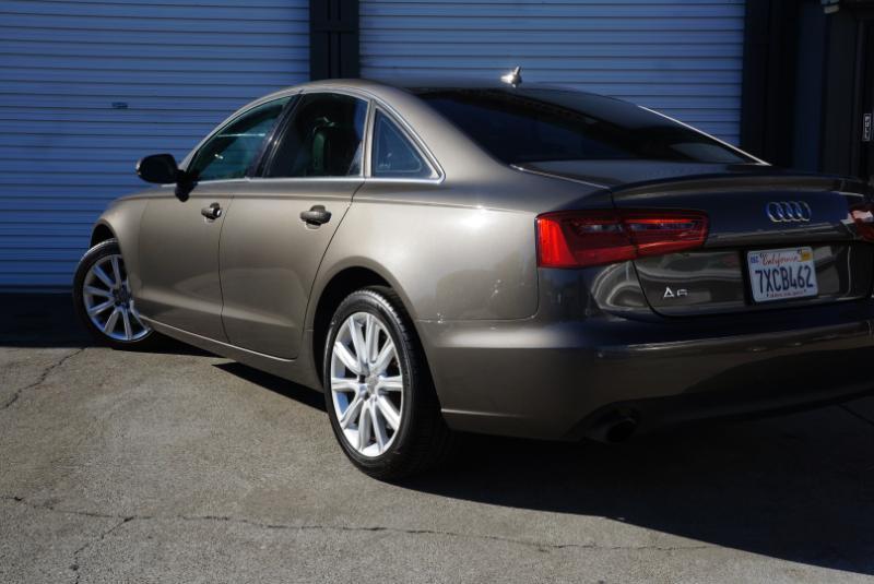 Audi A6 2.0T Premium 2015