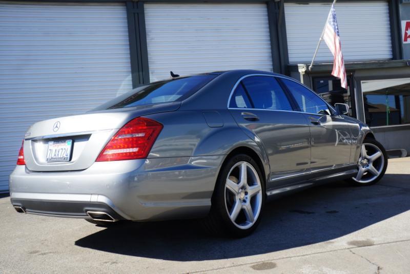 Mercedes-Benz S-Class S550 2013