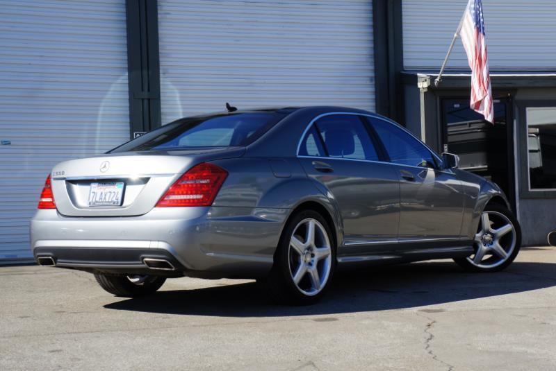 Mercedes-Benz S-Class S550 2013