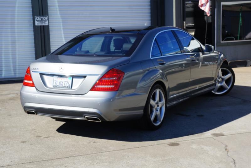 Mercedes-Benz S-Class S550 2013