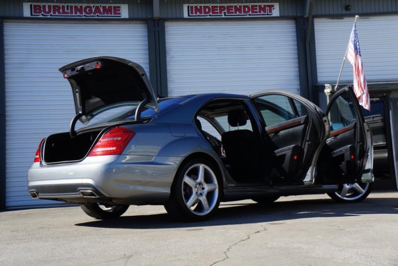 Mercedes-Benz S-Class S550 2013