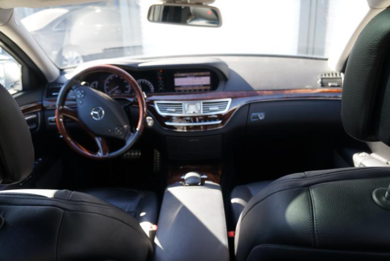Mercedes-Benz S-Class S550 2013