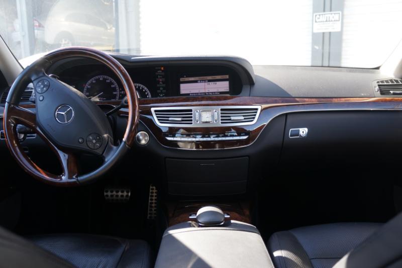 Mercedes-Benz S-Class S550 2013