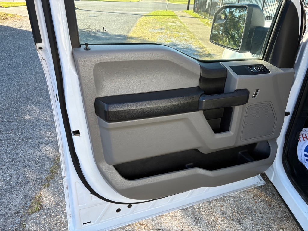 Ford F-150 XL 8-ft. Bed 2WD 2020 Ford F-150 XL 8-ft. Bed 2WD 2020